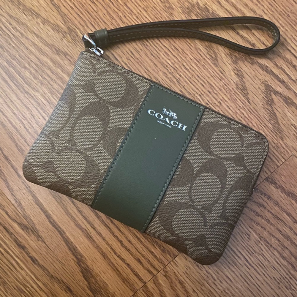 Coach wallet wristlet